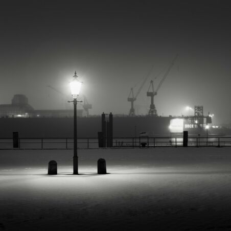 Hamburger Hafen bei Nacht