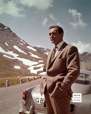 Sean Connery vor Schweizer Bergen