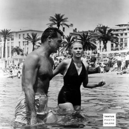 Cary Grant + Grace Kelly im Wasser