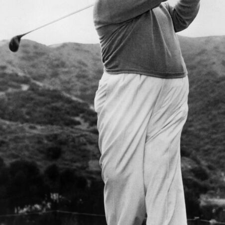 Oliver Hardy schlägt ab