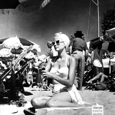 Grace Kelly on the set of TO CATCH A THIEF, 1955